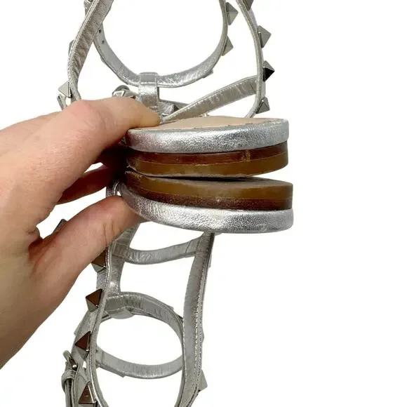 Valentino Garavani Silver Rockstud Flat Sandals Studded Leather Size 37.5 - Picture 9 of 10